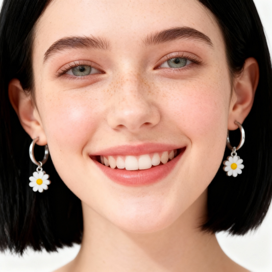 Silver Daisy Earrings – Delicate and Timeless Style